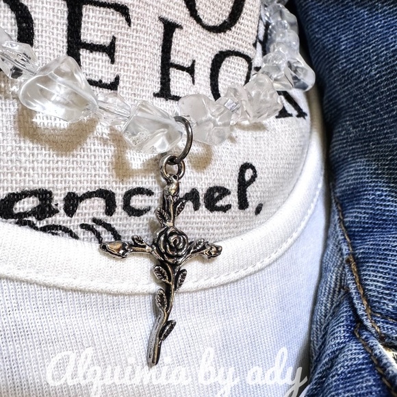 Alquimia Clear Crystal Bracelet with Silver Cross - Picture 2 of 7